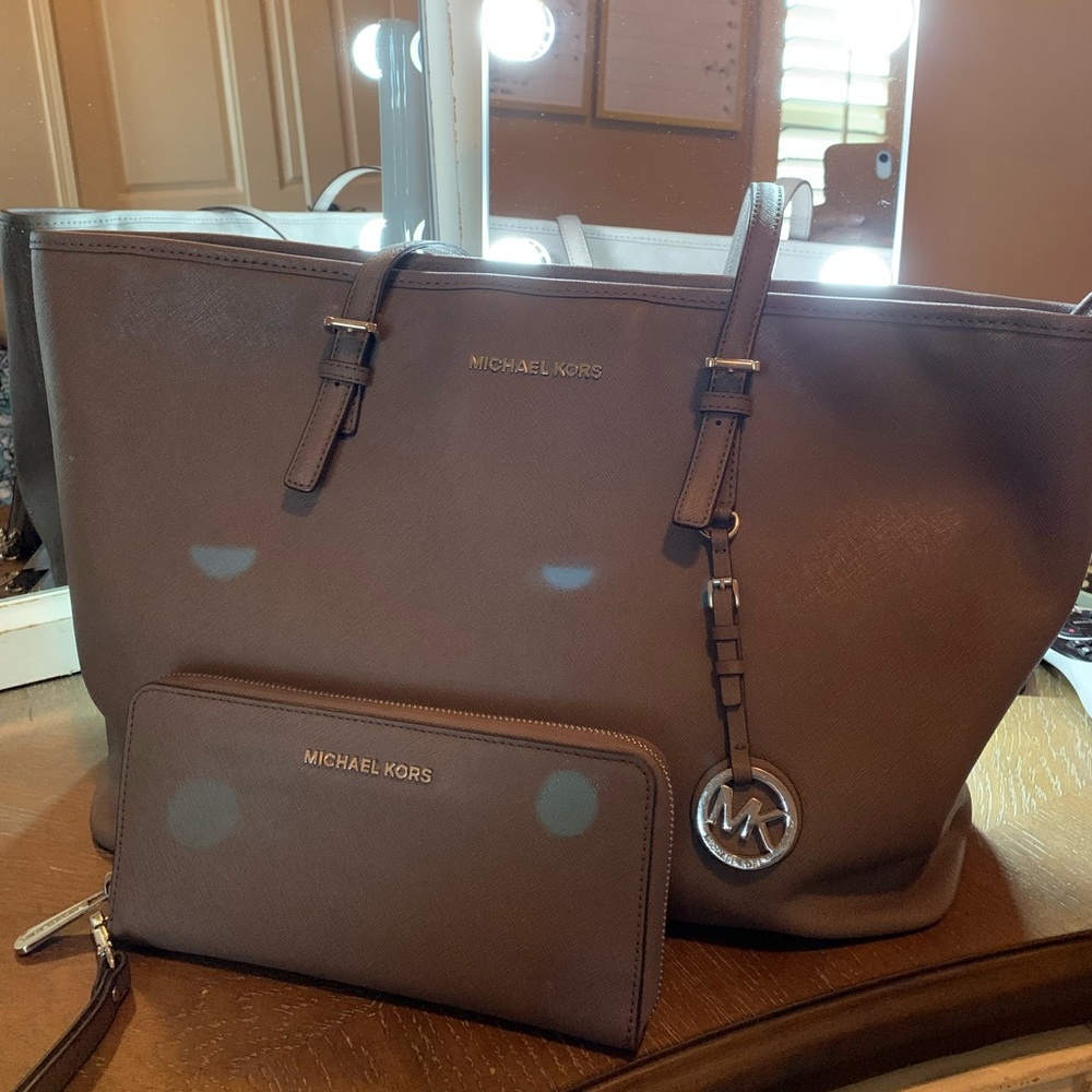 Michal Kors bag and wallet combo